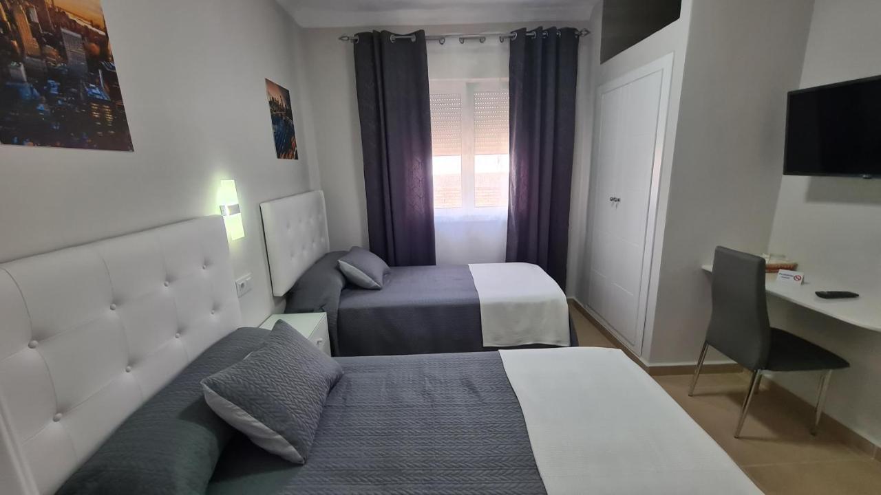 Hostal Malaga Arcos de la Frontera Εξωτερικό φωτογραφία